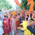 भव्य कलश यात्रा के साथ भगवान शिव कथा का शुभारंभ