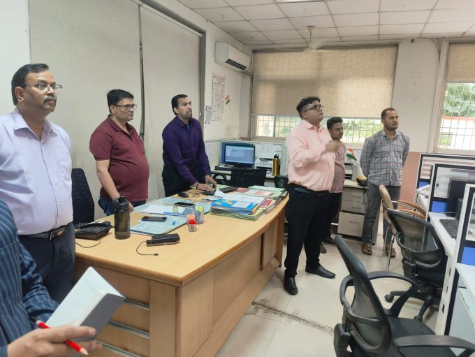 पीवीवीएनएल एमडी ने किया कंट्रोल रूम का निरीक्षण