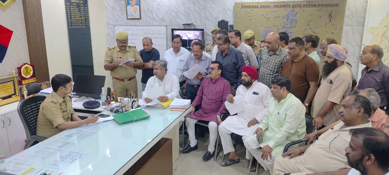 पिटाई प्रकरण में एसपी सिटी से मिले भाजपा नेता