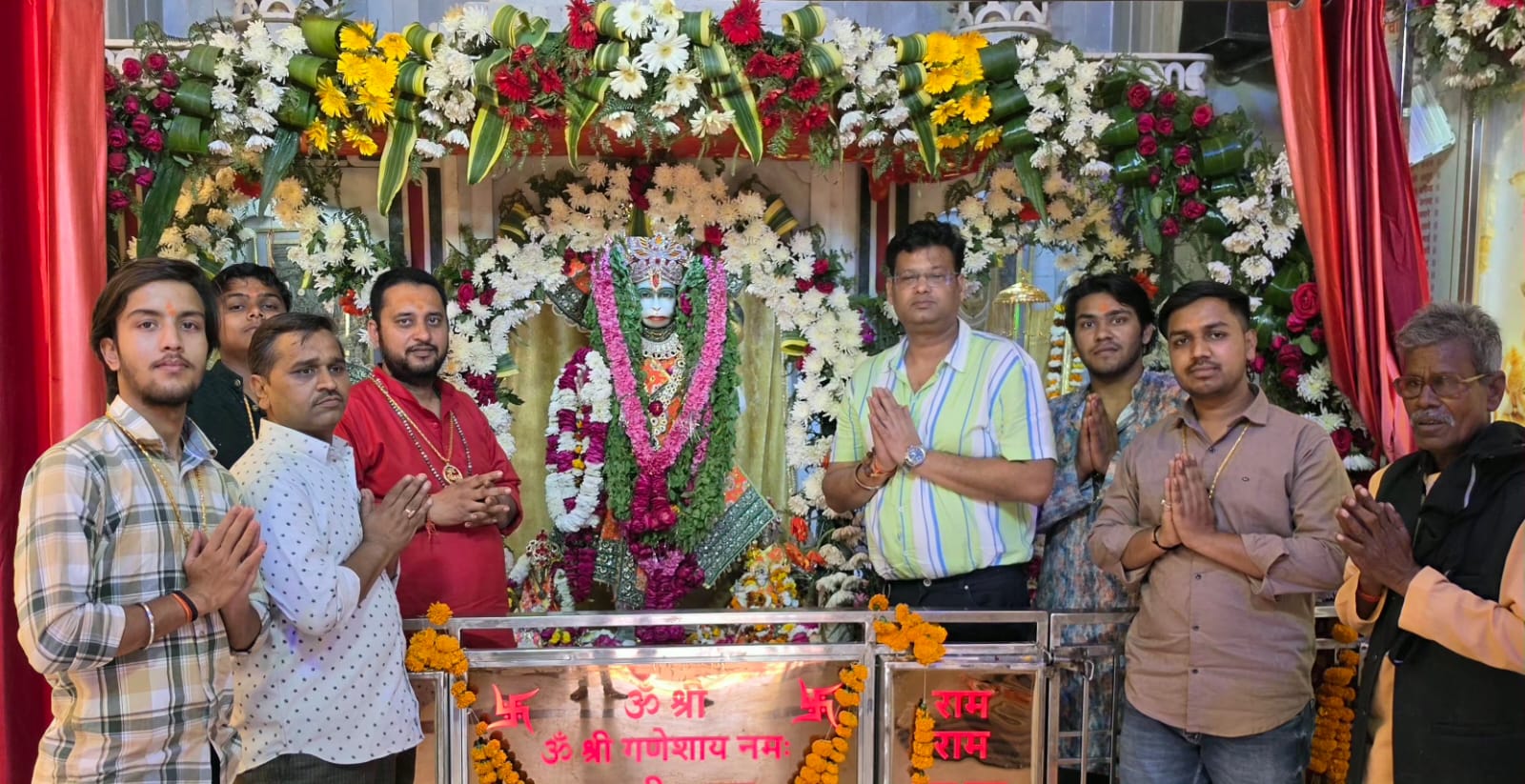 महानगर में अनेक स्थानों पर निकाली गई ध्वज शोभायात्रा