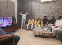 डा. वाजपेयी ने सुनी पीएम के मन की बात