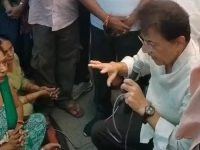 धरना स्थल पर पहुंचे अरुण गोविल बोले रखें भरोसा