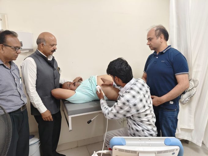 नि:शुल्क स्वास्थ्य जांच शिविर