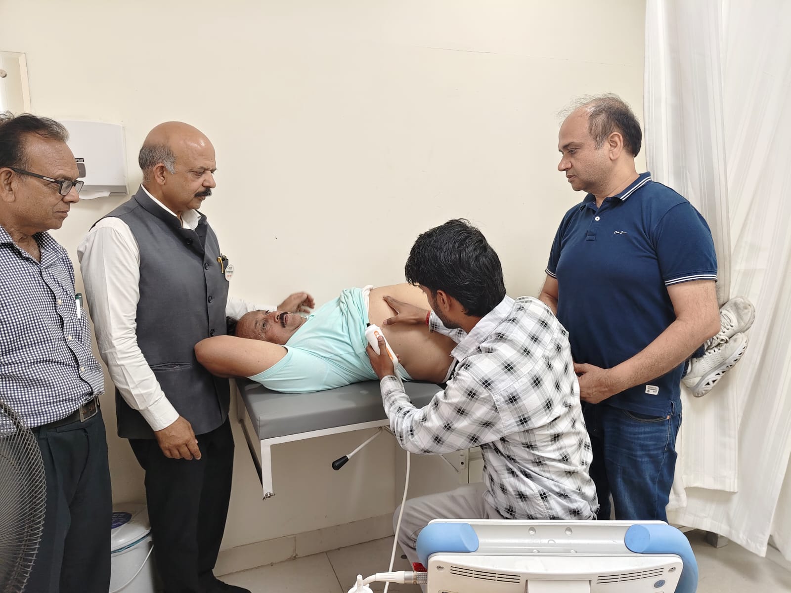 नि:शुल्क स्वास्थ्य जांच शिविर