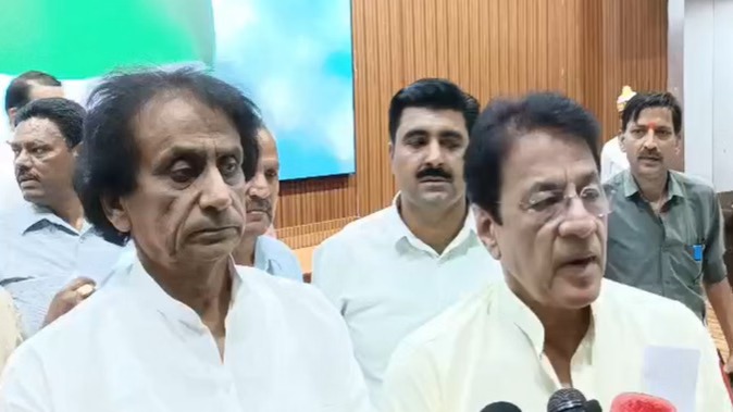 महिला बिल पर निगम में घमासान