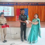 इस्माईल में 'अपनी सेना को जाने विषय पर कार्यक्रम