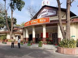 कैंट अफसरों की लापरवाही, खजाने पर ब्याज की मार