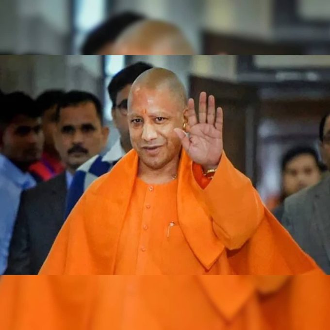 सीएम योगी का युवाओं को बड़ा गिफ्ट