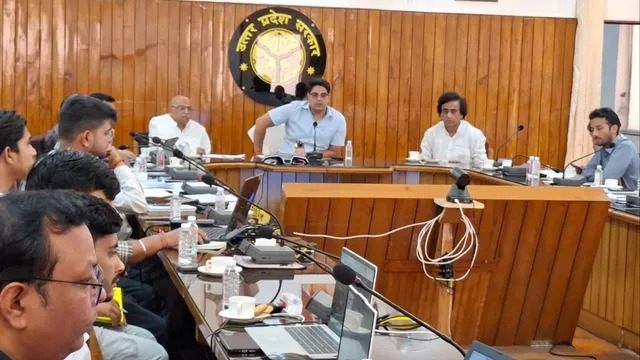 सीएम ग्रिड योजना के कार्यों में खराब गुणवत्ता मंडलायुक्त नाराजग