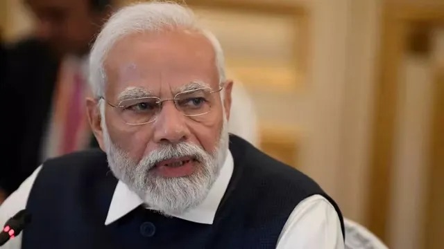 पीएम मोदी को बताया पूरी दुनिया का नेता