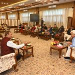 उपराज्यपाल से राजभवन, श्रीनगर में शिष्टाचार भेंट