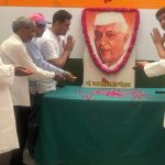 पुण्यतिथि पर कांग्रेसियों ने पंड़ित जी को किया नमन