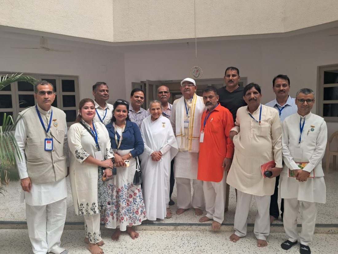 माउंट आबू में विश्व शांति के लिए मंथन
