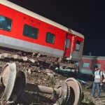 खतरे से खाली नहीं भारतीय रेल का सफर