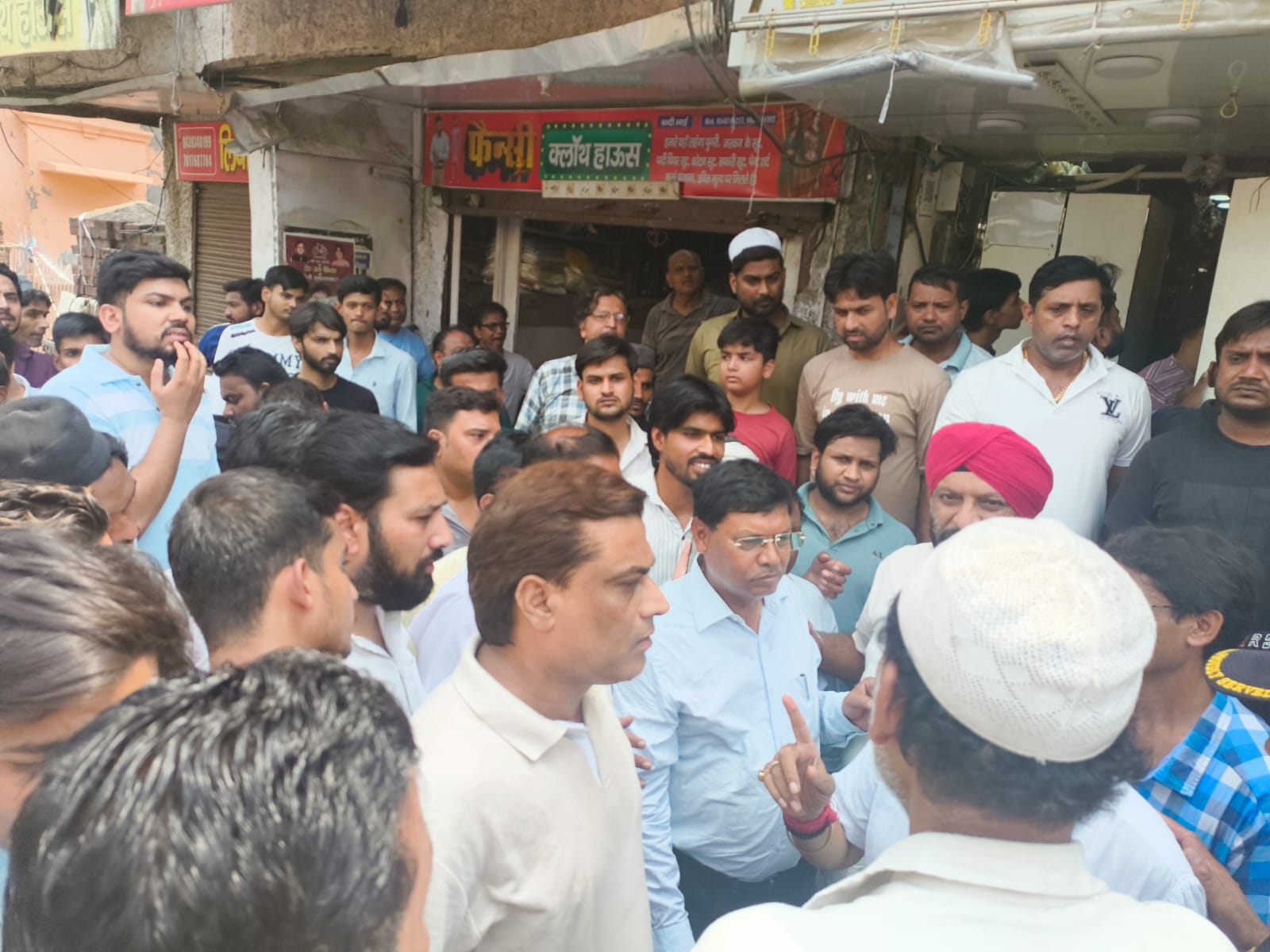 नगर निगम का व्यापक ध्वस्तीकरण अभियान