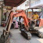 जाग्रति विहार में नाले नालियों को कराया कब्जा मुक्त