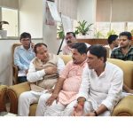 पीवीवीएनएल एमडी से मिले भाजपा एमएलसी
