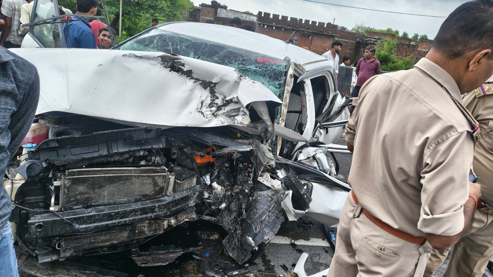 हादसे में अतीक के छोटे बेटे की मौत