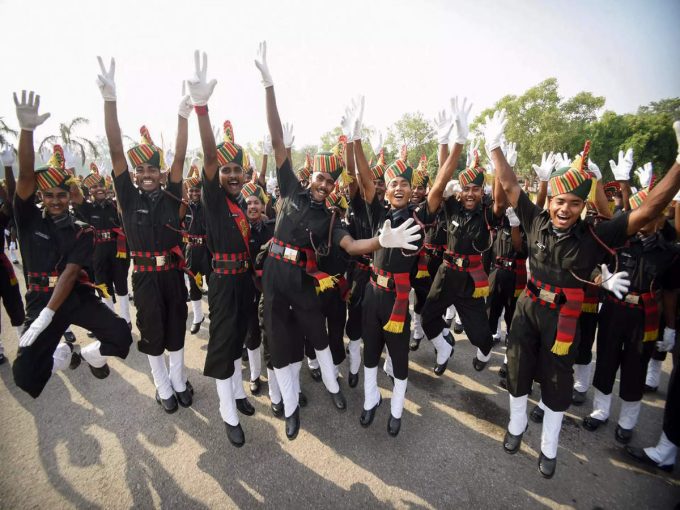 मेरठ के अग्निवीर की नौकरी सेना से बर्खास्ती रद्द