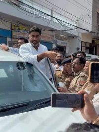 मस्जिद बुलडोजर पर उबाल, अतुल प्रधान डिटेन