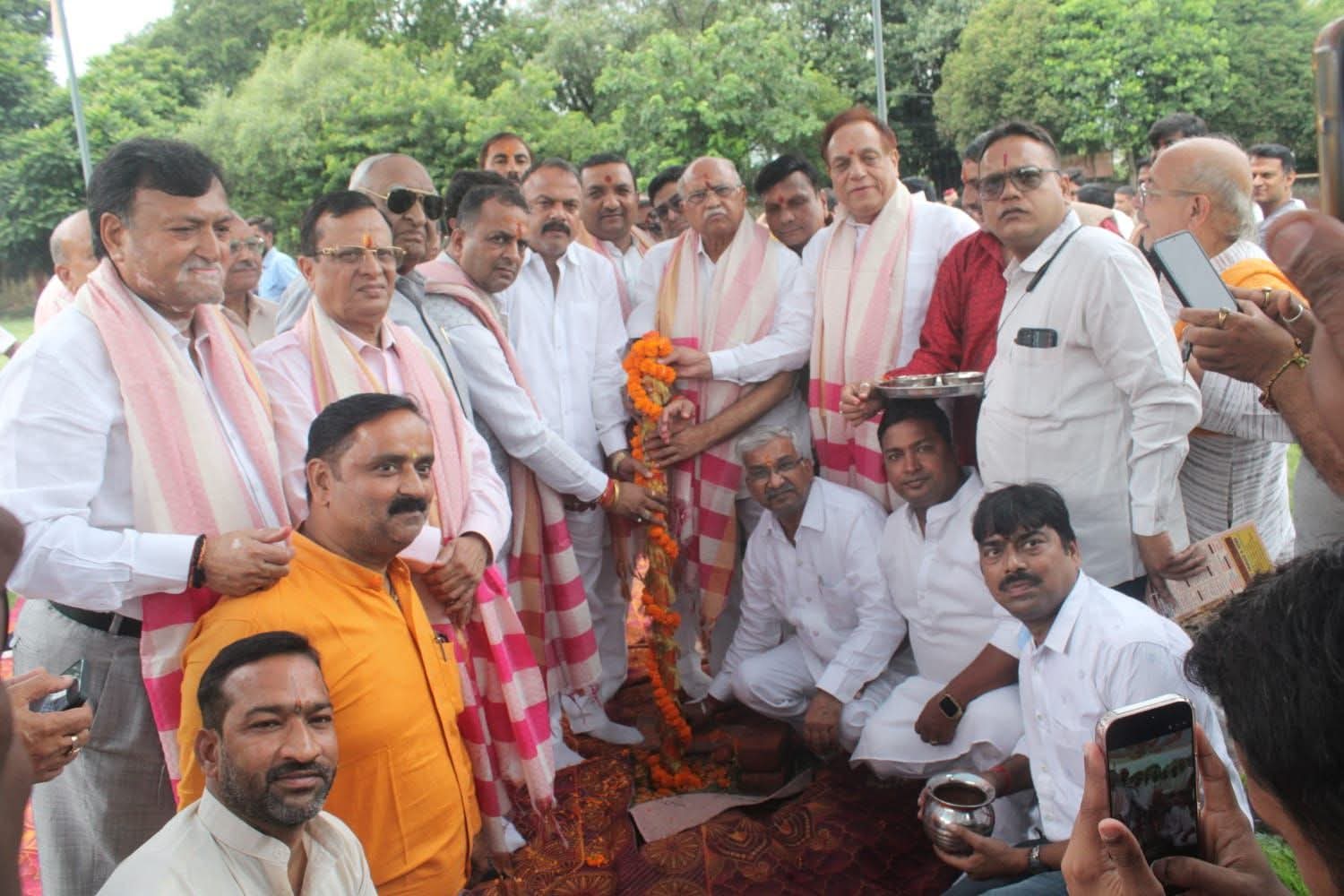 राम लीला के लिए किया भूमि पूजन