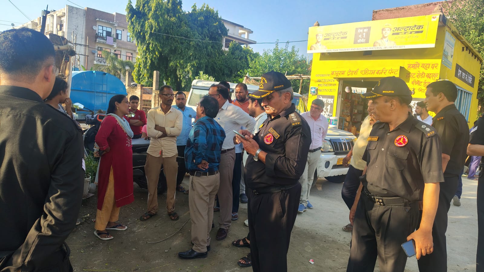 अवैध कब्जों व पॉलीथिन के खिलाफ निगम प्रवर्तन दल का अभियान