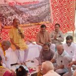 रिश्वत के आरोपी से नहीं भाजपाइयों को परहेज