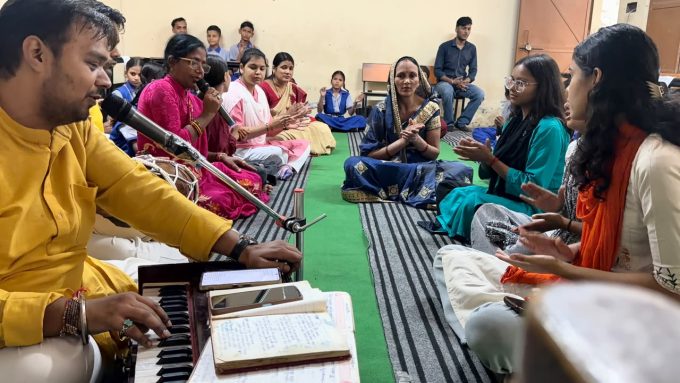 शस्त्र प्रदर्शन कर दुर्गावाहिनी की शक्ति उपासना