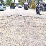 सीएम योगी के निर्देशों के बाद भी सड़क बदहाल